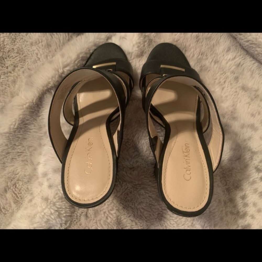 Calvin Klein Sandals , Black,size 5.5 - Picture 3 of 5